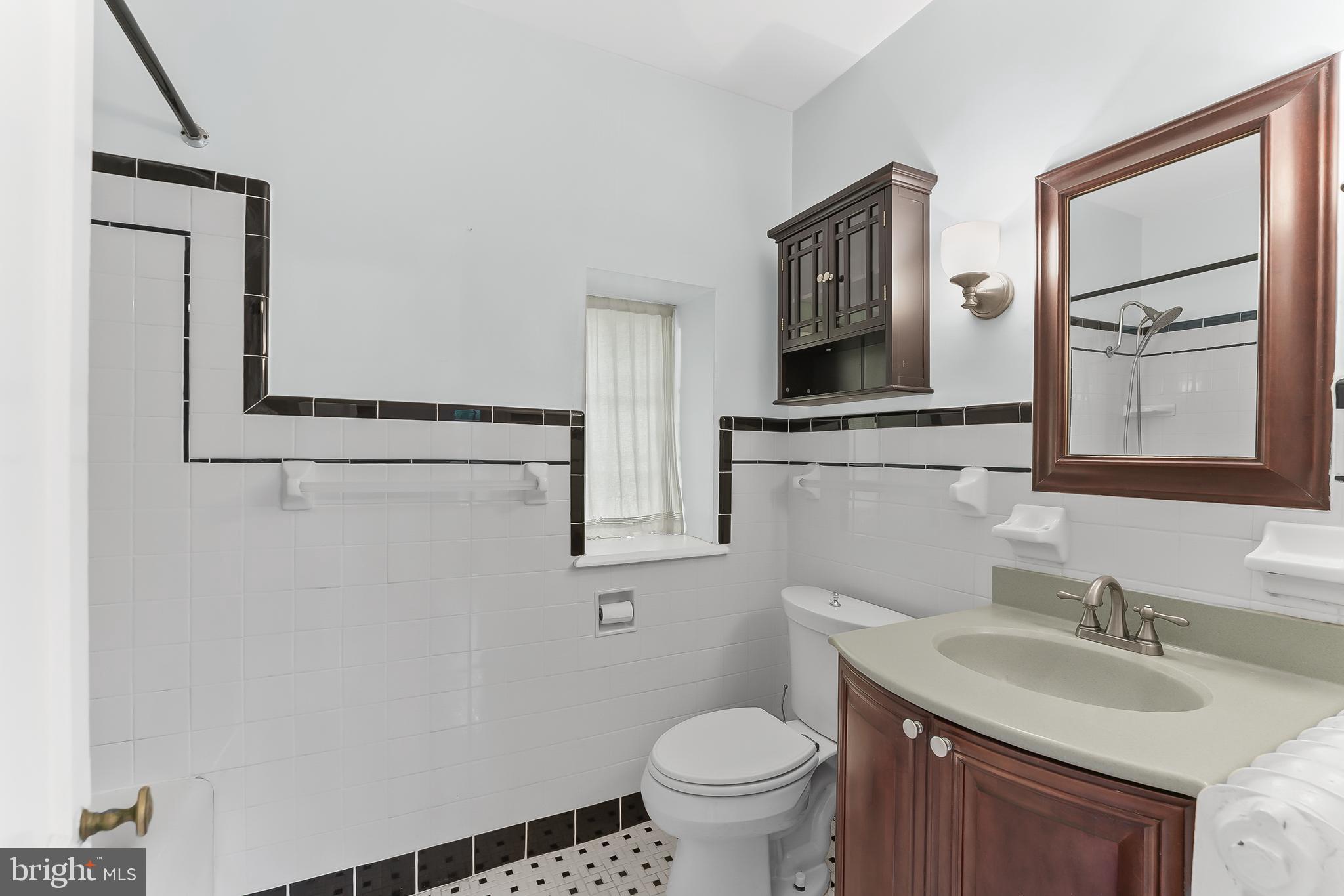 WYNNEWOOD - Residential