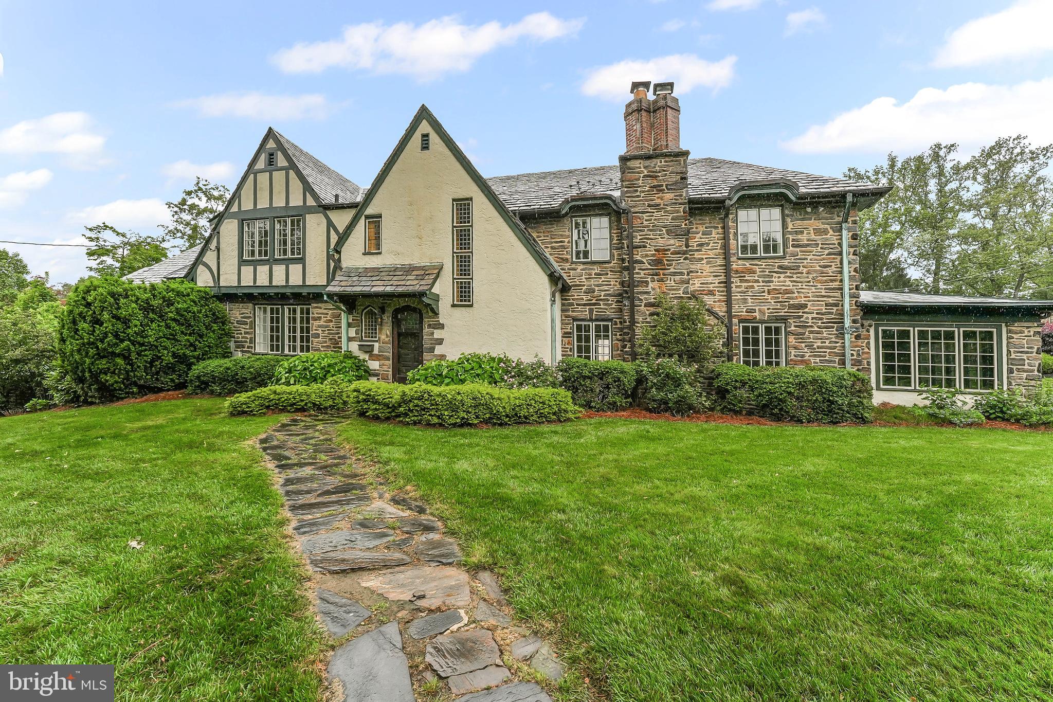 WYNNEWOOD - Residential