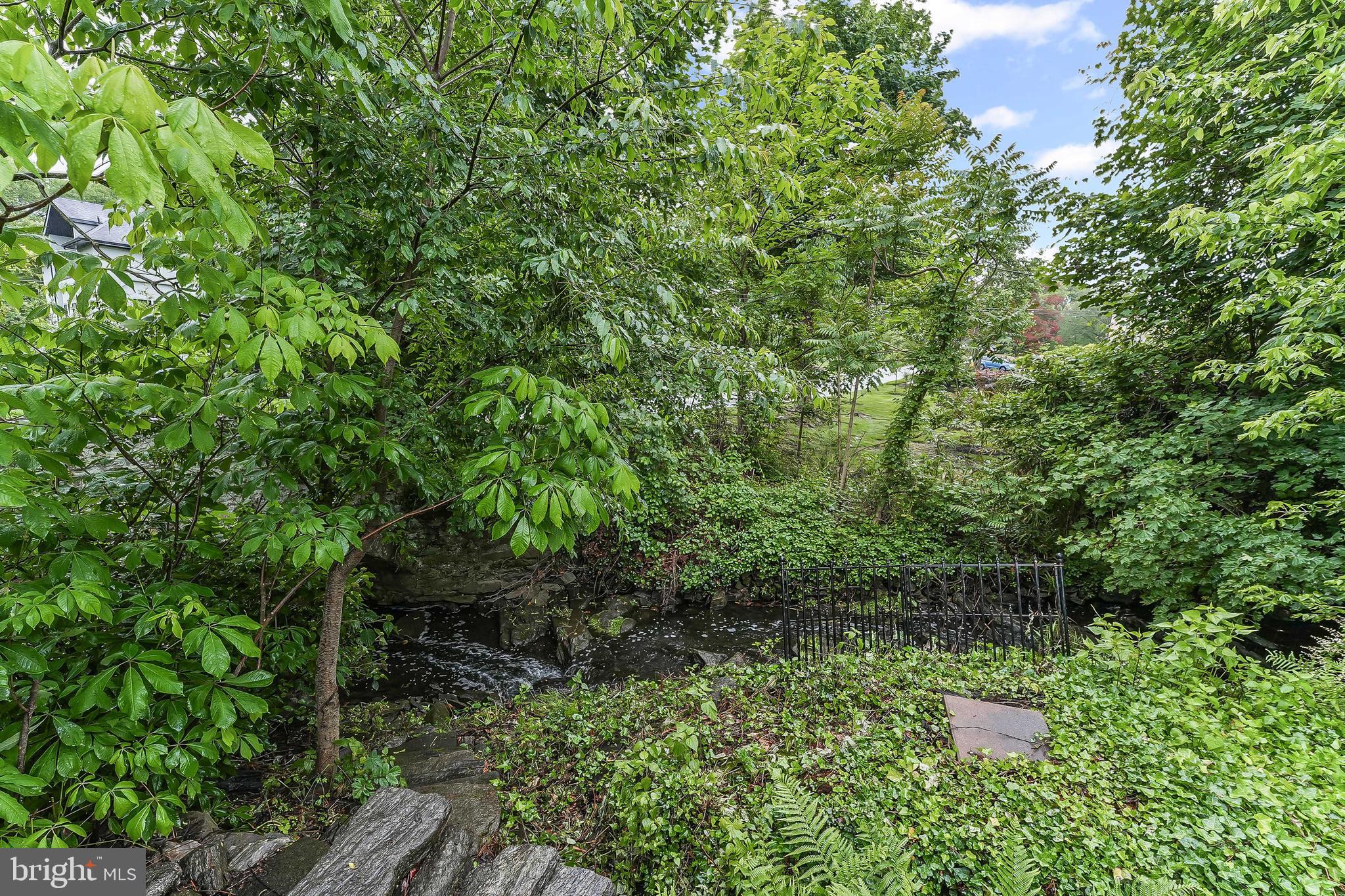 WYNNEWOOD - Residential