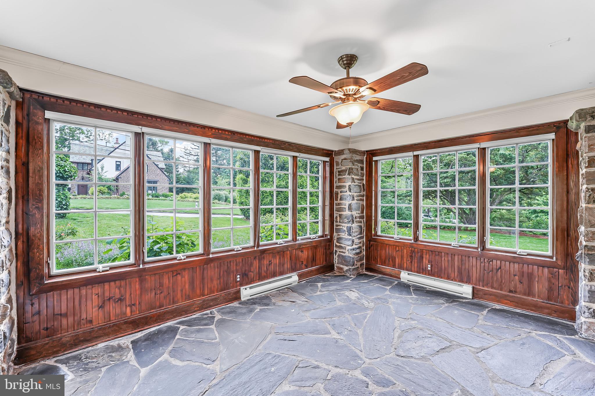 WYNNEWOOD - Residential