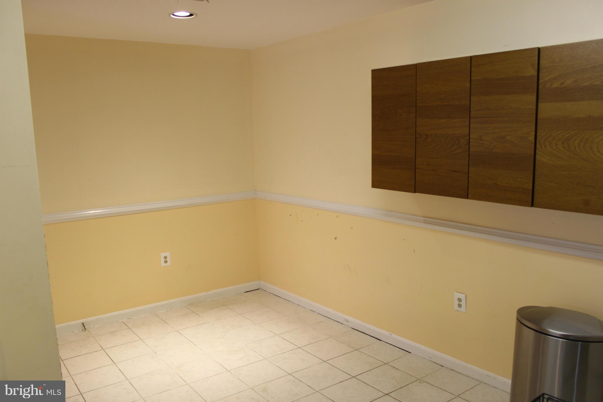 HOMELAND VILLAGE - Residential