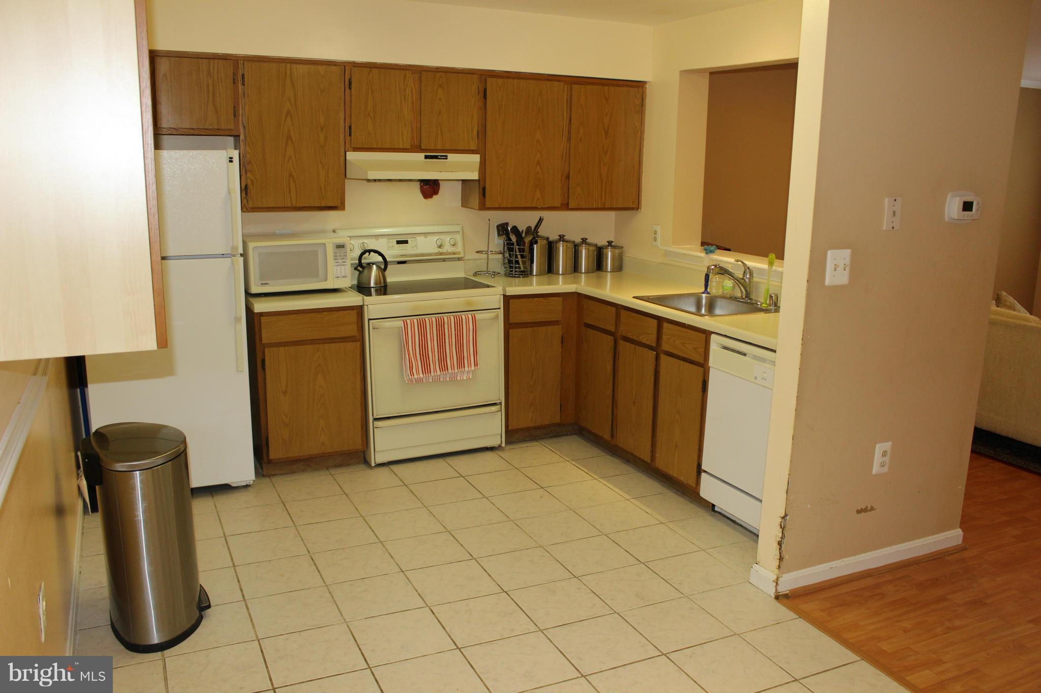 HOMELAND VILLAGE - Residential