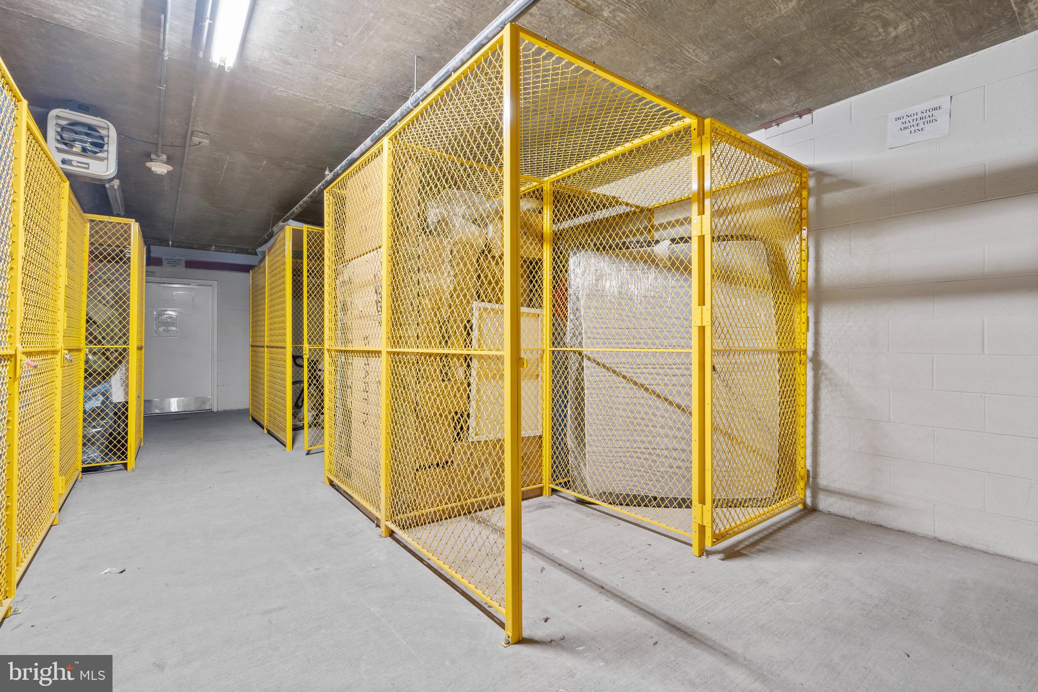 CRYSTAL CITY - Residential