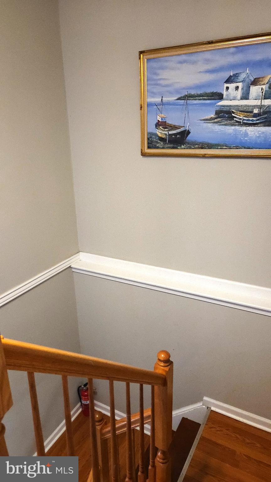 EATON SQUARE - Residential