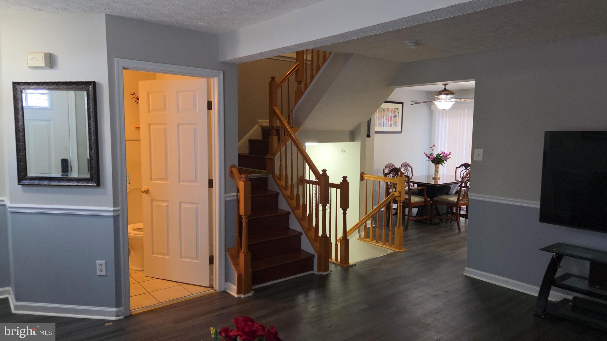 EATON SQUARE - Residential