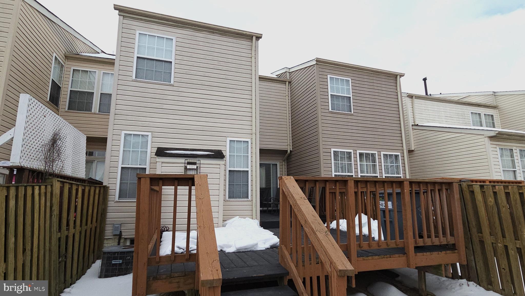 EATON SQUARE - Residential