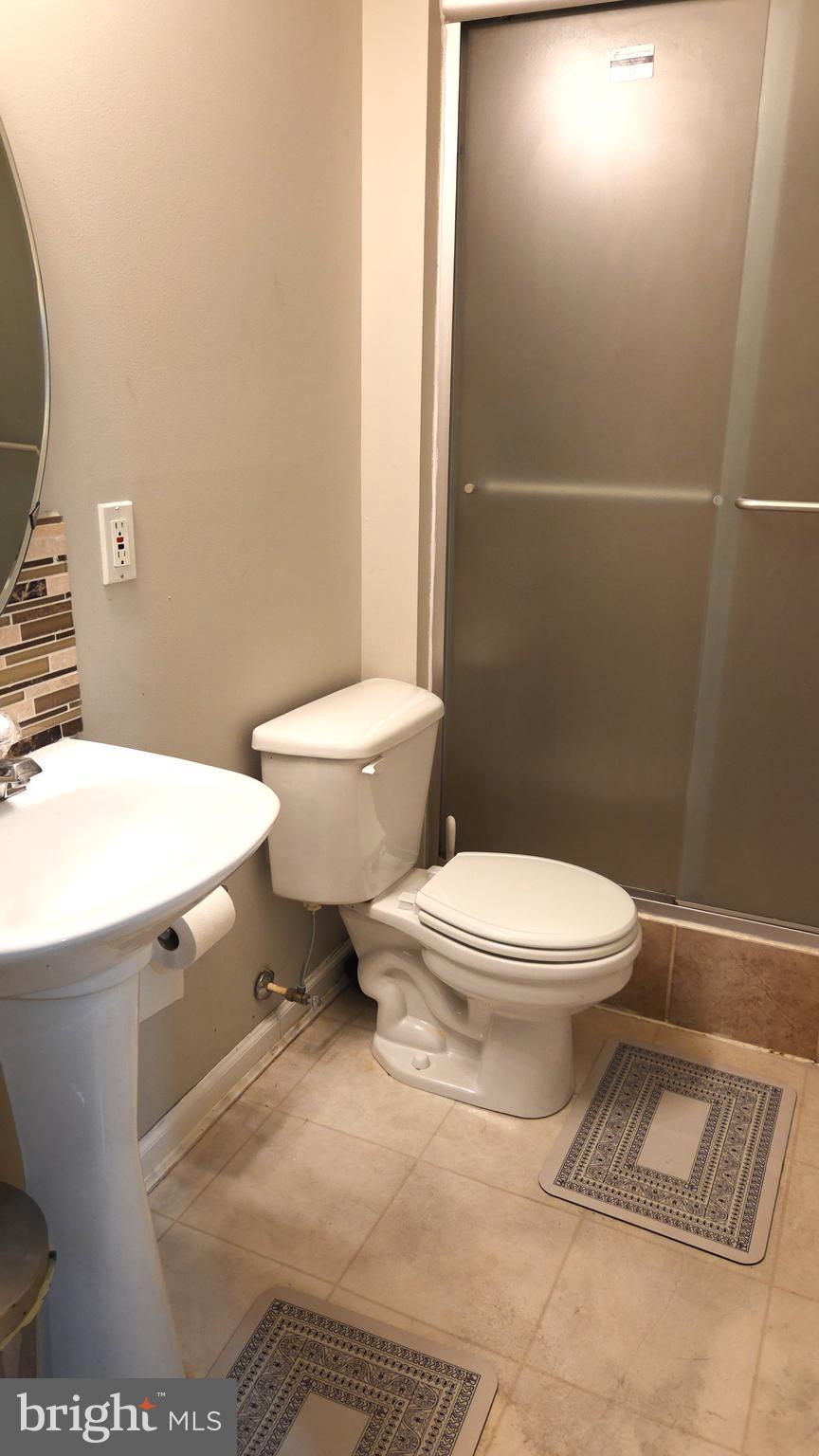 EATON SQUARE - Residential