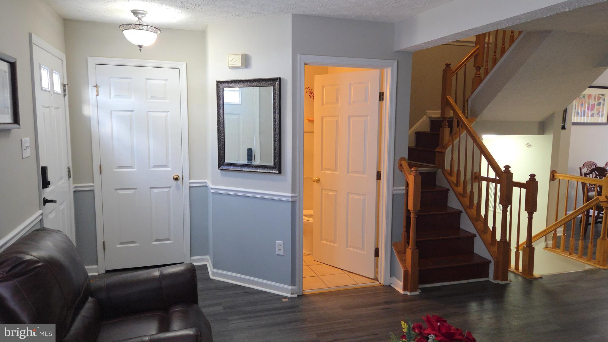 EATON SQUARE - Residential