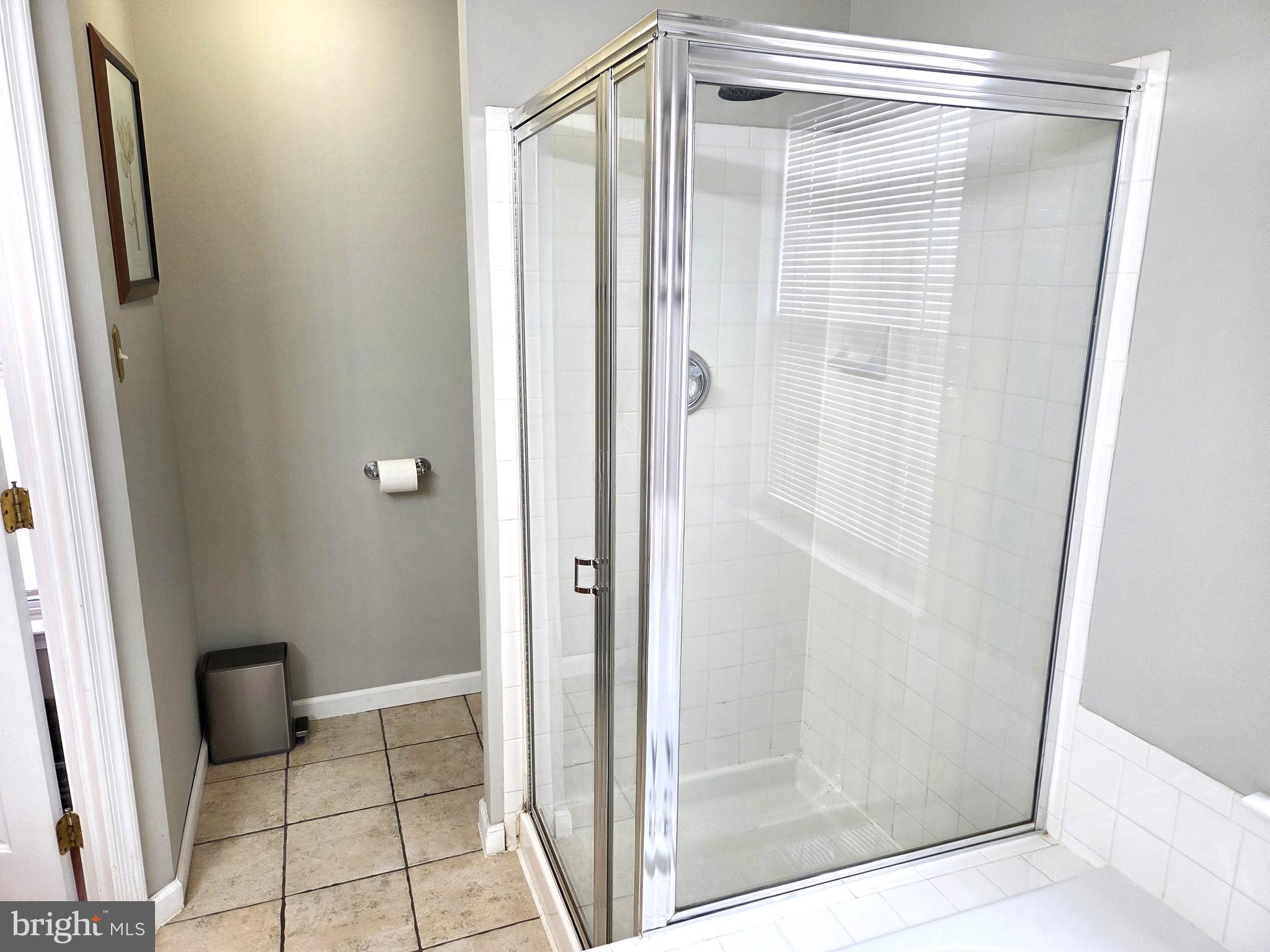 EATON SQUARE - Residential