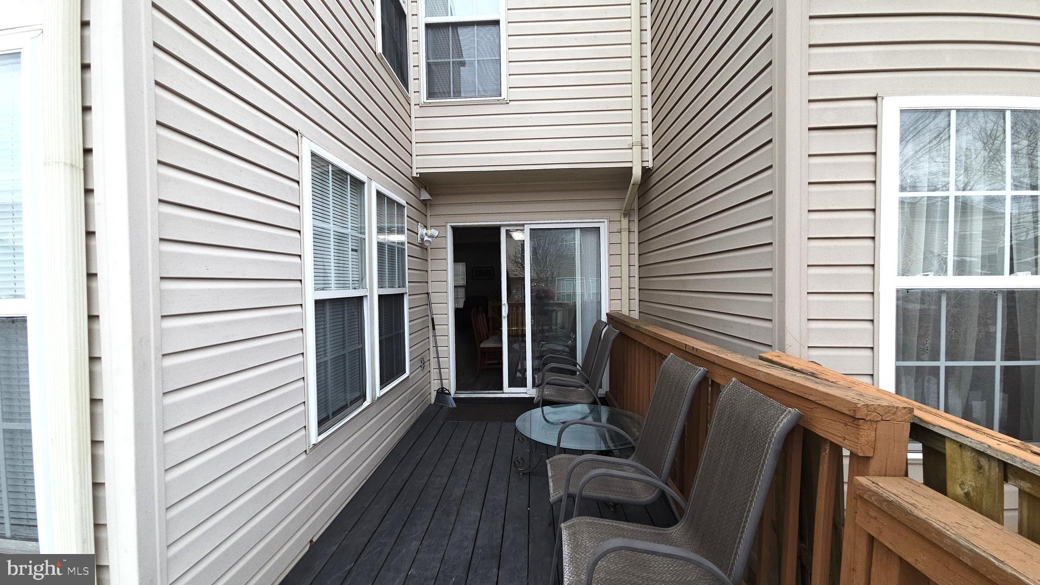 EATON SQUARE - Residential