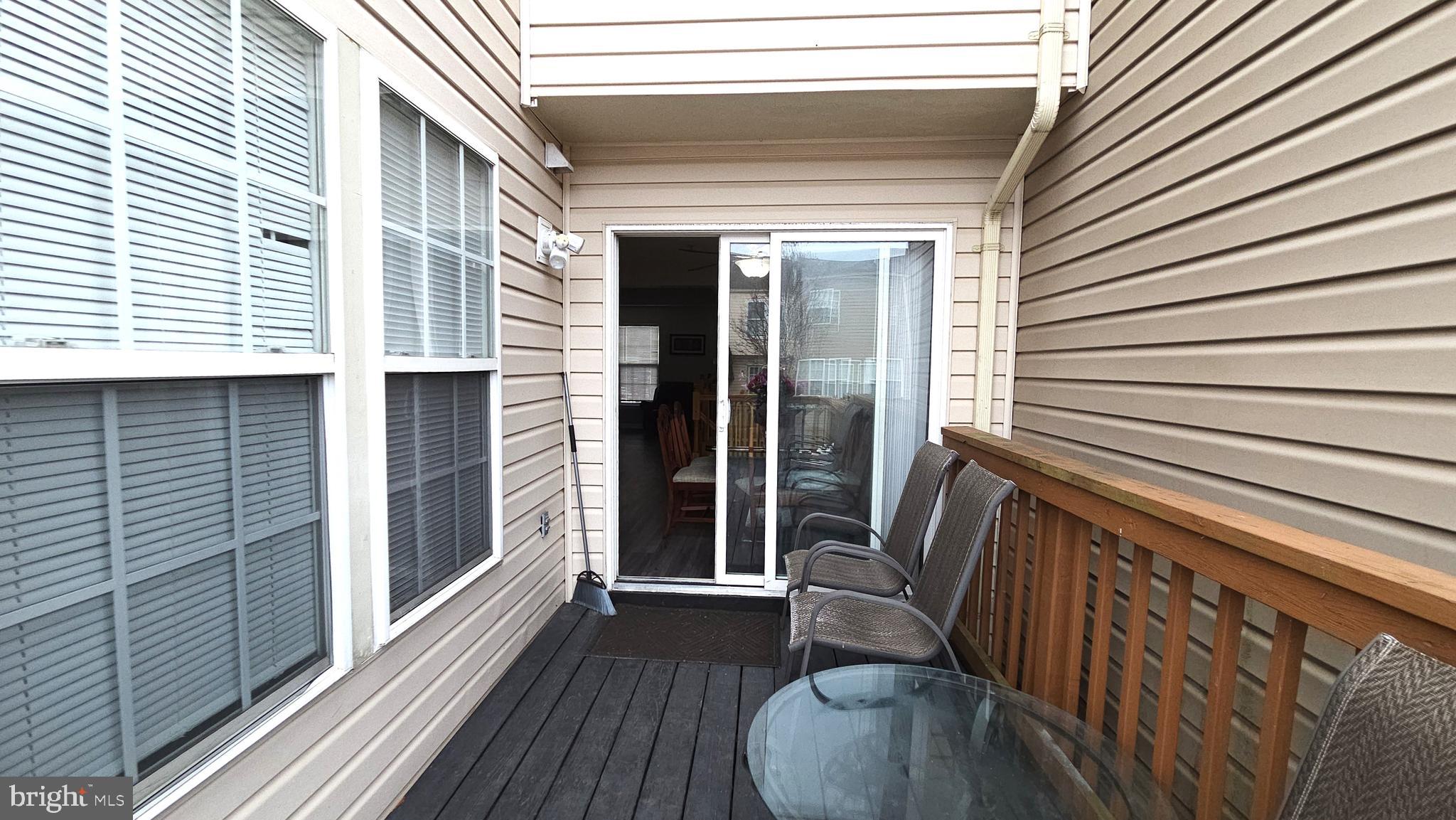 EATON SQUARE - Residential