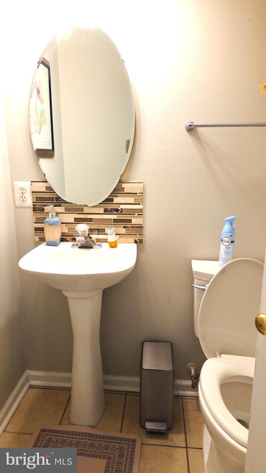 EATON SQUARE - Residential