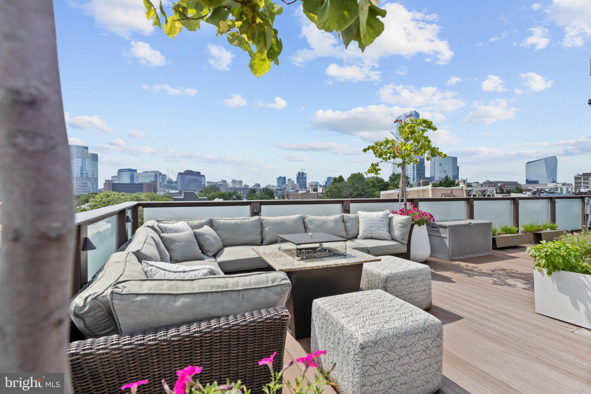 FITLER SQUARE - Residential