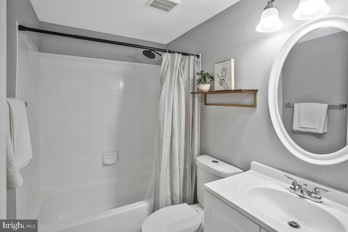 DALE CITY - Residential