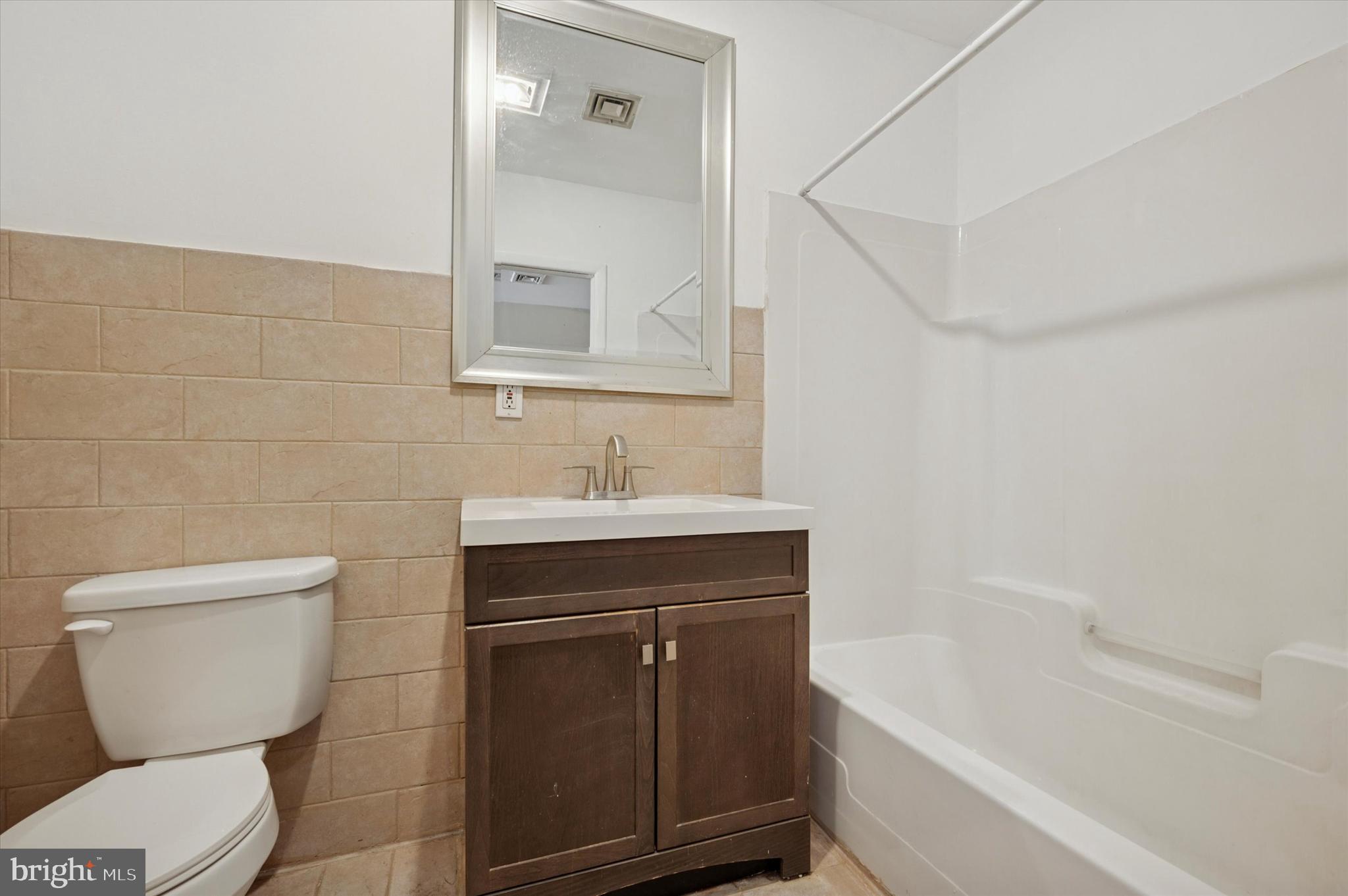 OLD CITY - Residential Lease