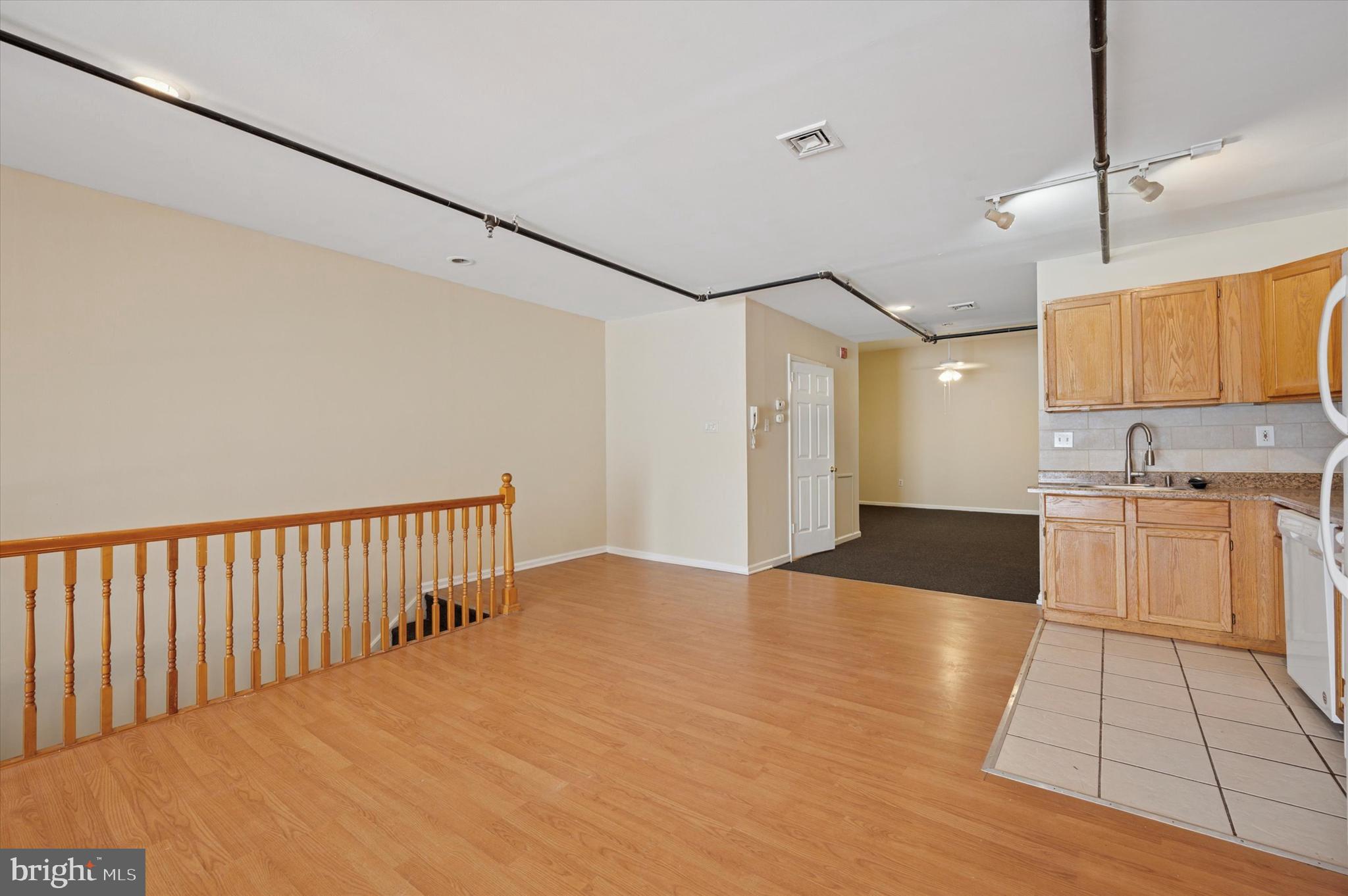 OLD CITY - Residential Lease