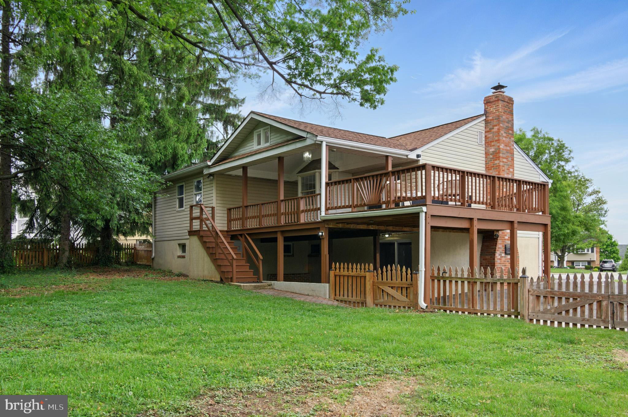 MOUNT AUGUSTINE - Residential