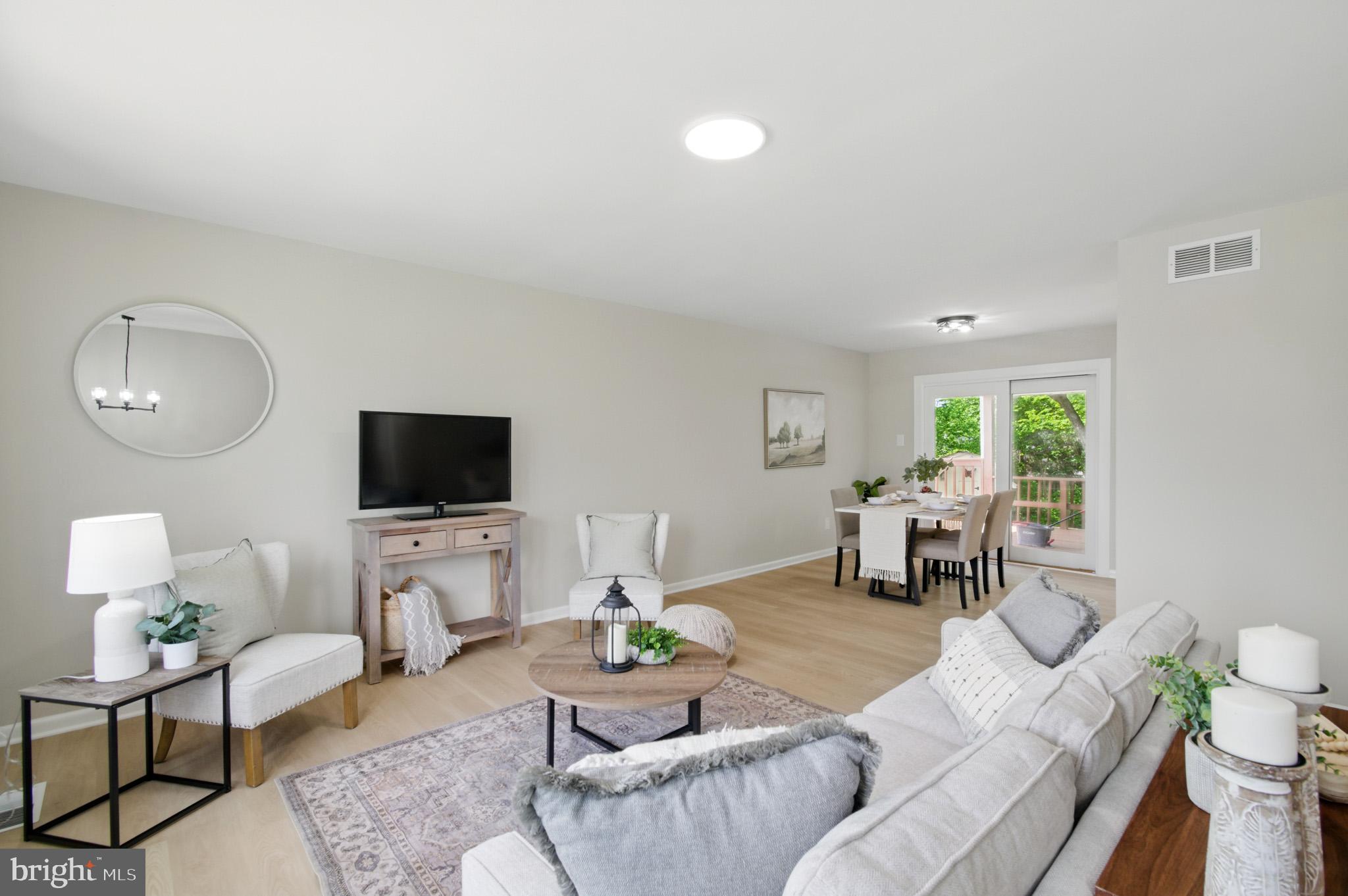 MOUNT AUGUSTINE - Residential