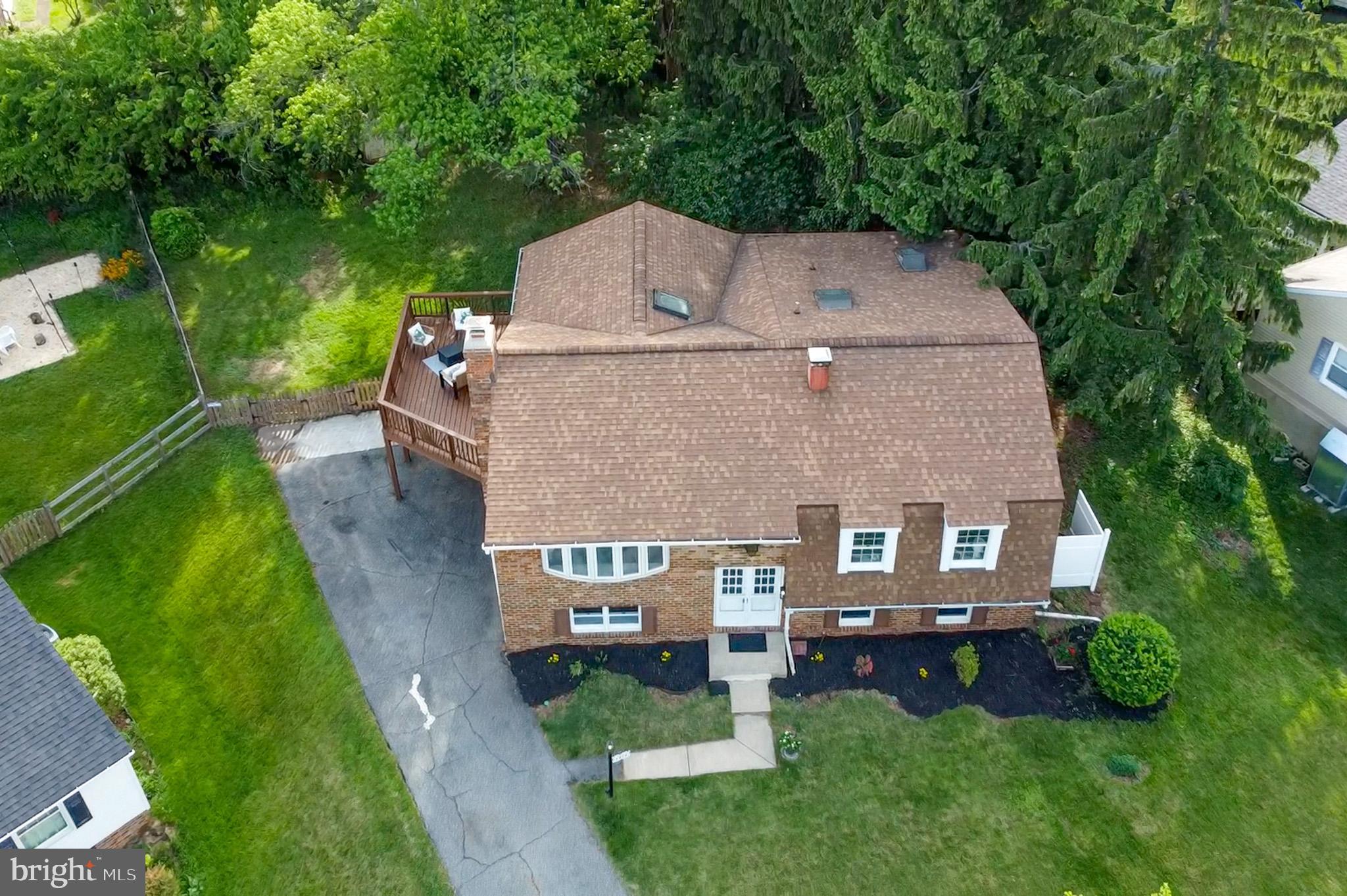 MOUNT AUGUSTINE - Residential