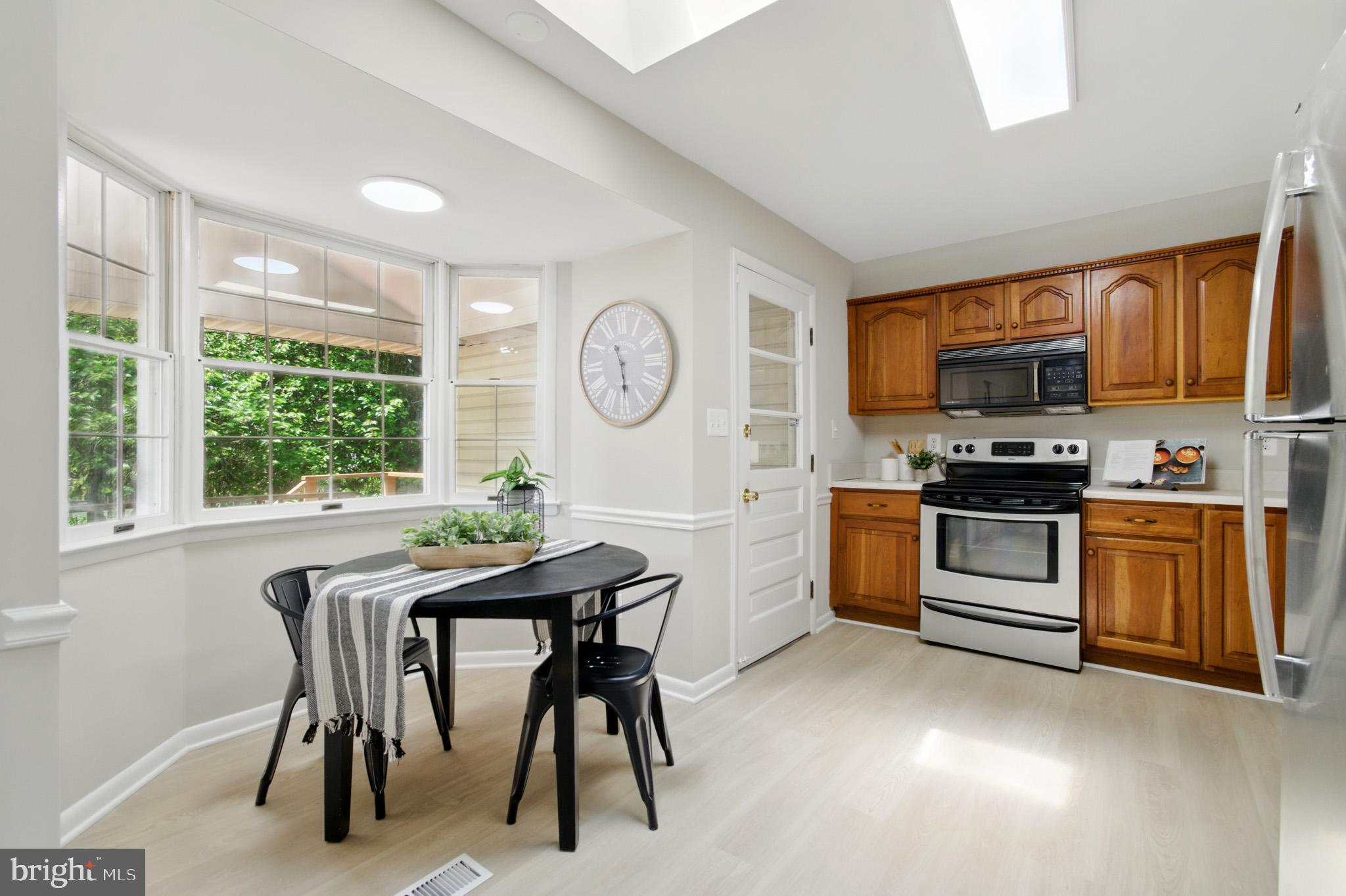 MOUNT AUGUSTINE - Residential