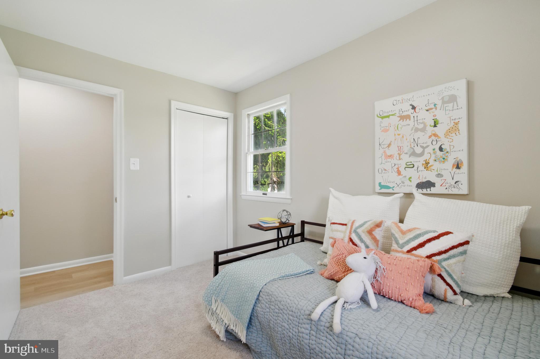 MOUNT AUGUSTINE - Residential