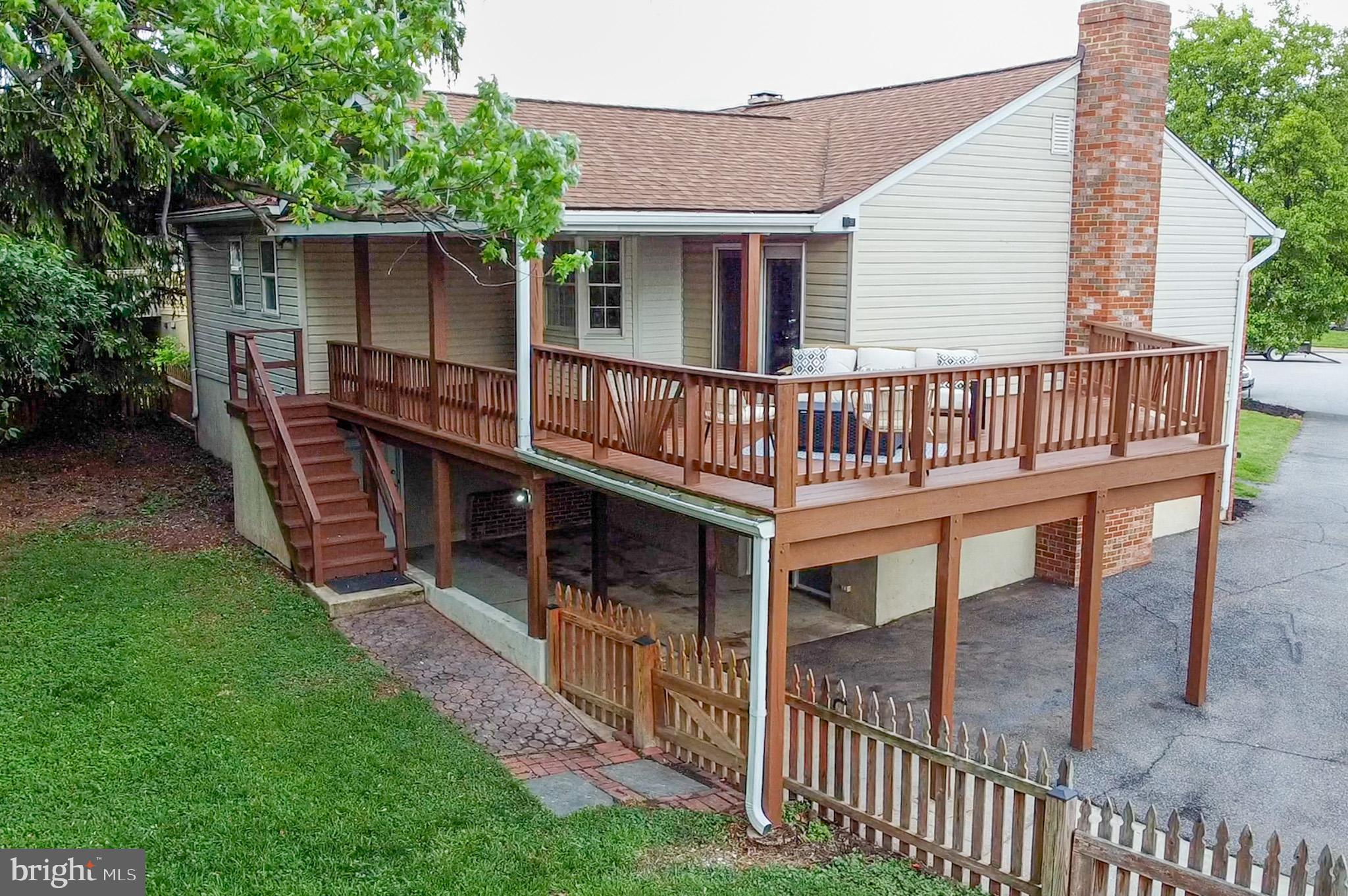 MOUNT AUGUSTINE - Residential