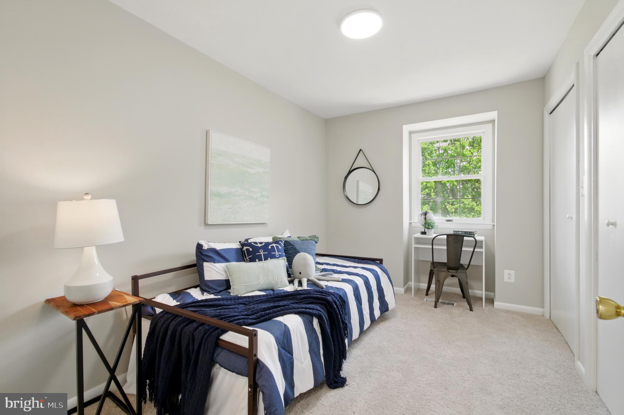 MOUNT AUGUSTINE - Residential