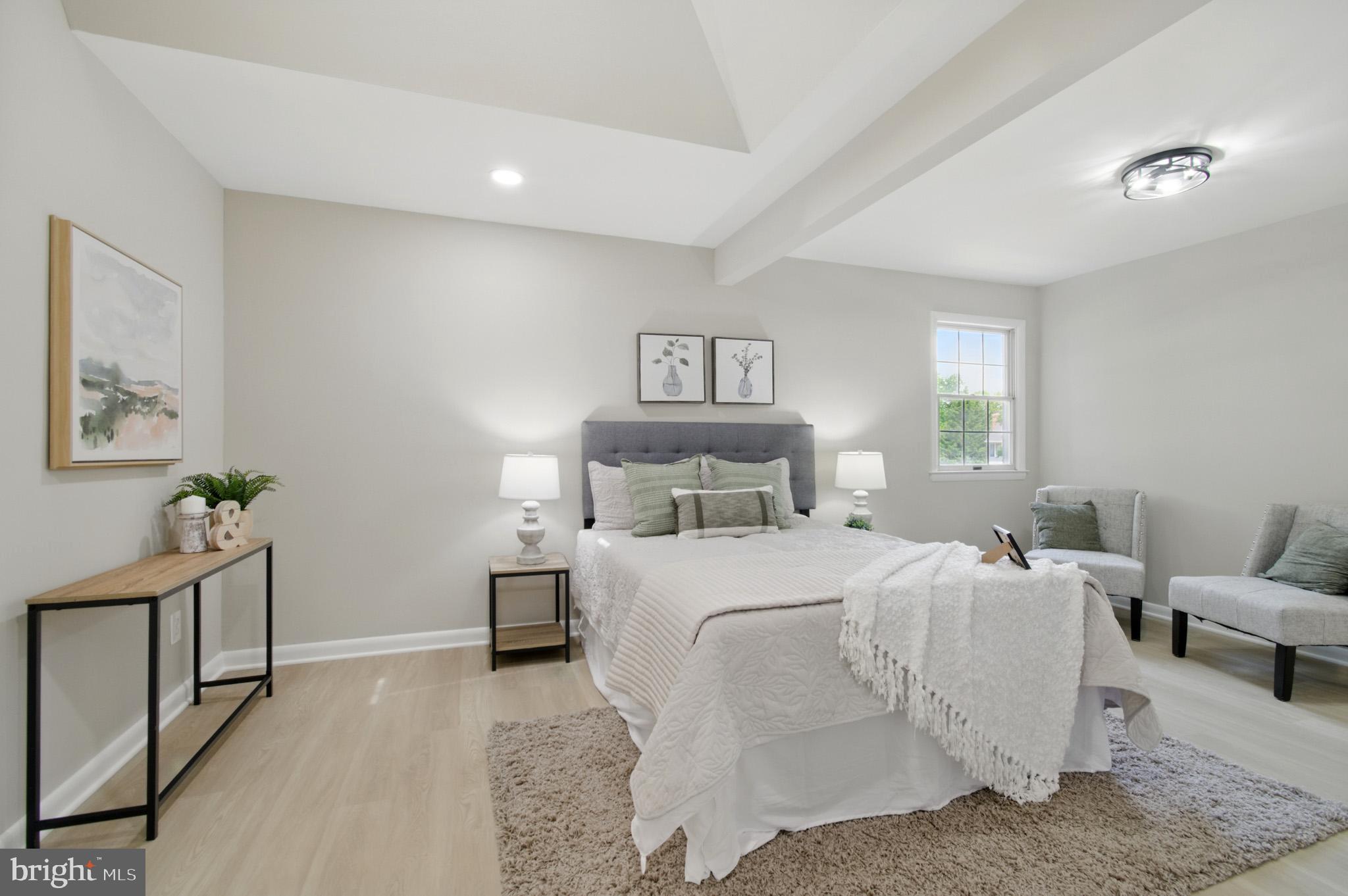 MOUNT AUGUSTINE - Residential