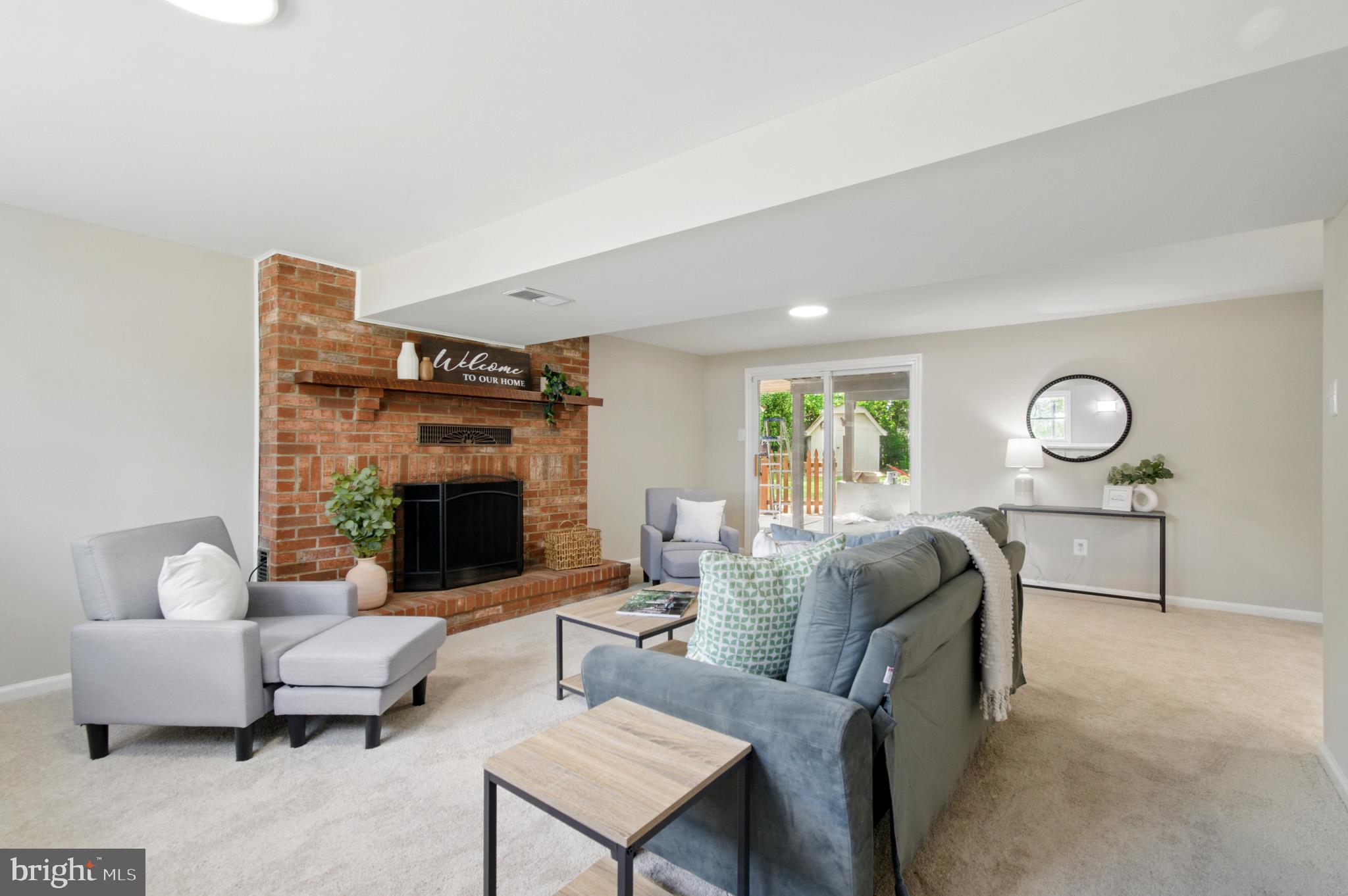 MOUNT AUGUSTINE - Residential