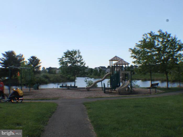 BRISTOW VILLAGE - Residential Lease