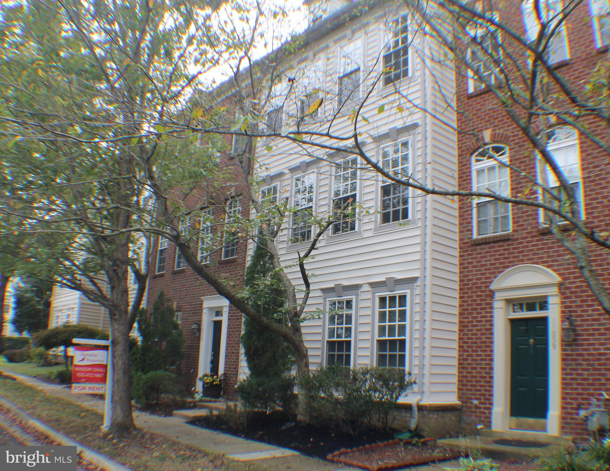 BRISTOW VILLAGE - Residential Lease