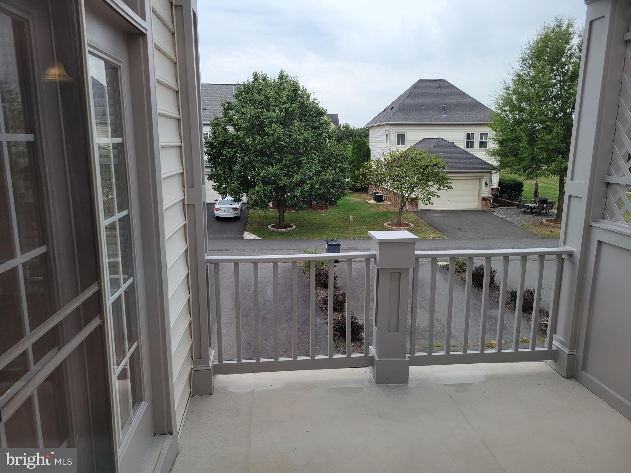 BRISTOW VILLAGE - Residential Lease