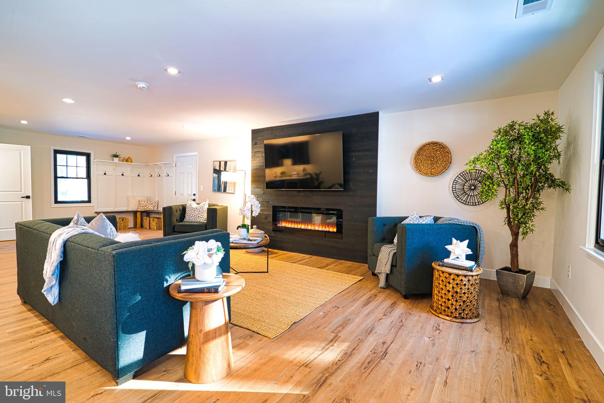 5161 OCEAN GATEWAY