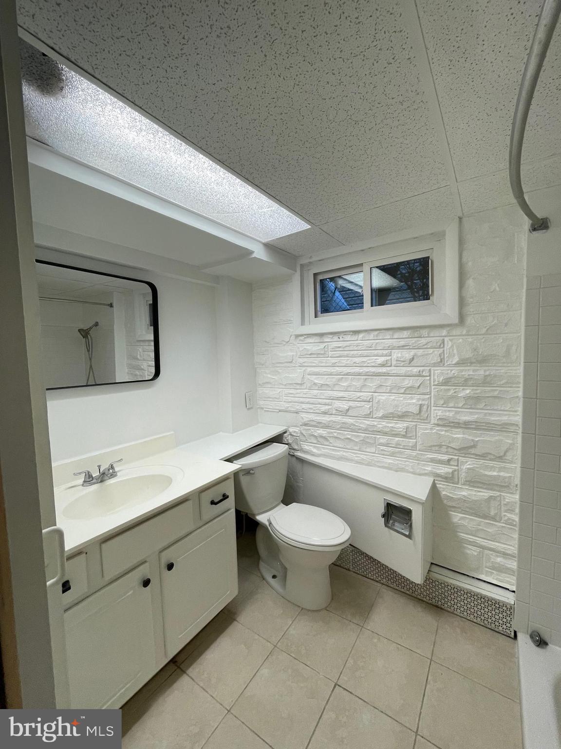 WHITELEY - Residential Lease