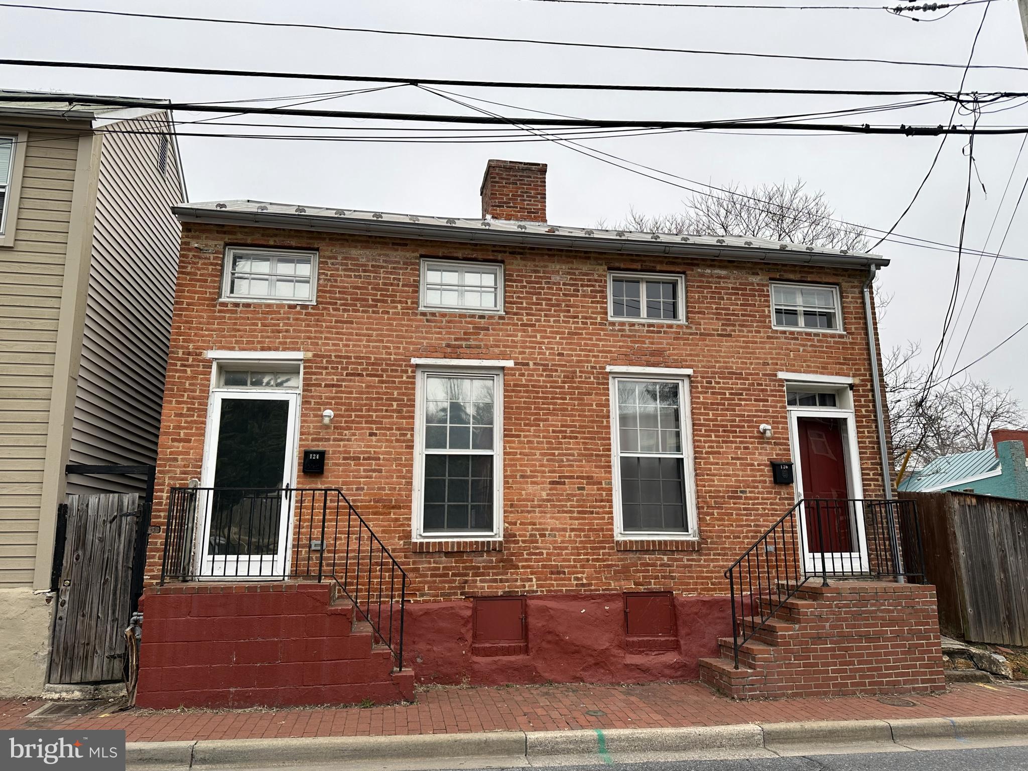 NONE AVAILABLE - Residential Lease