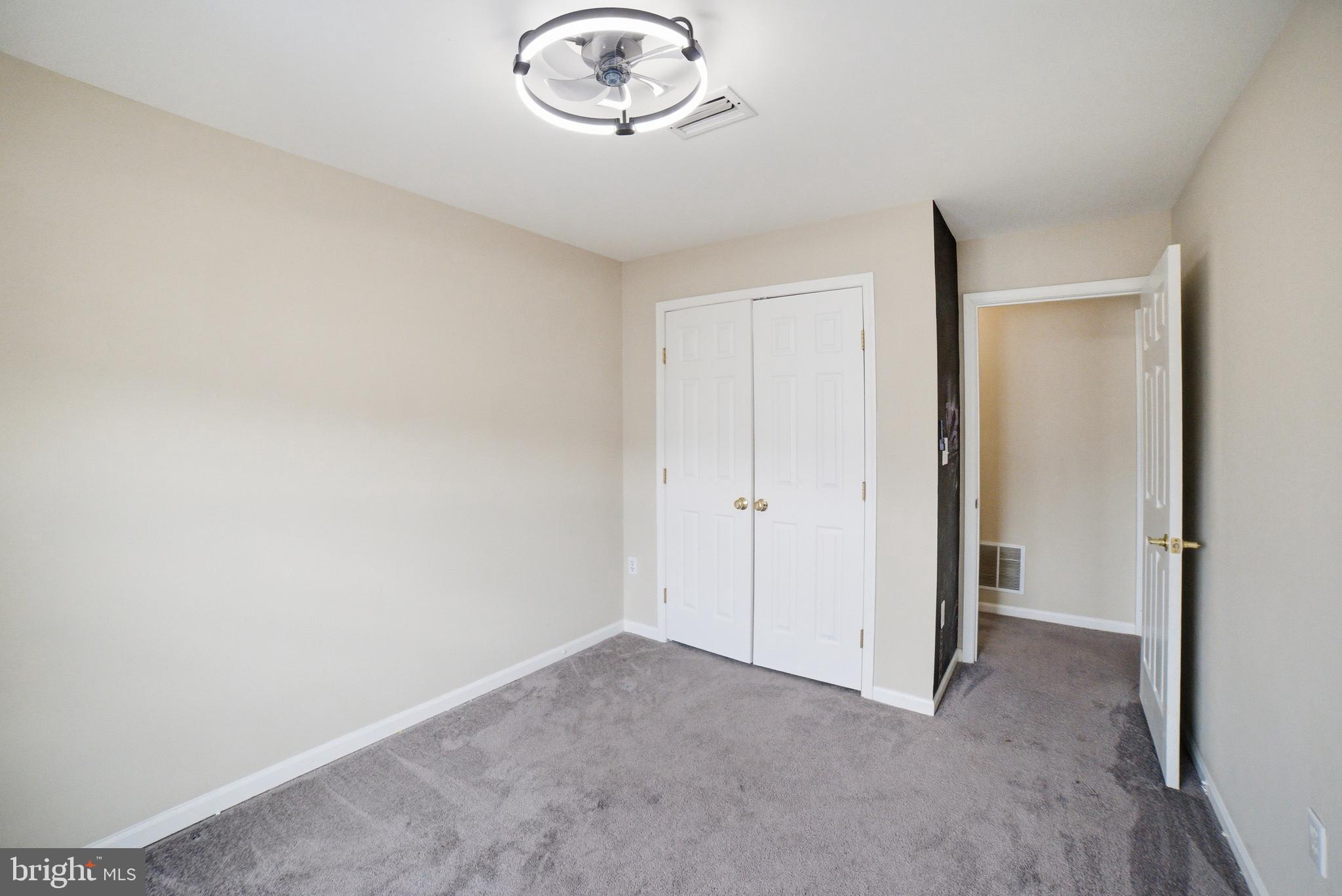 GABLES AT GUNSTON - Residential