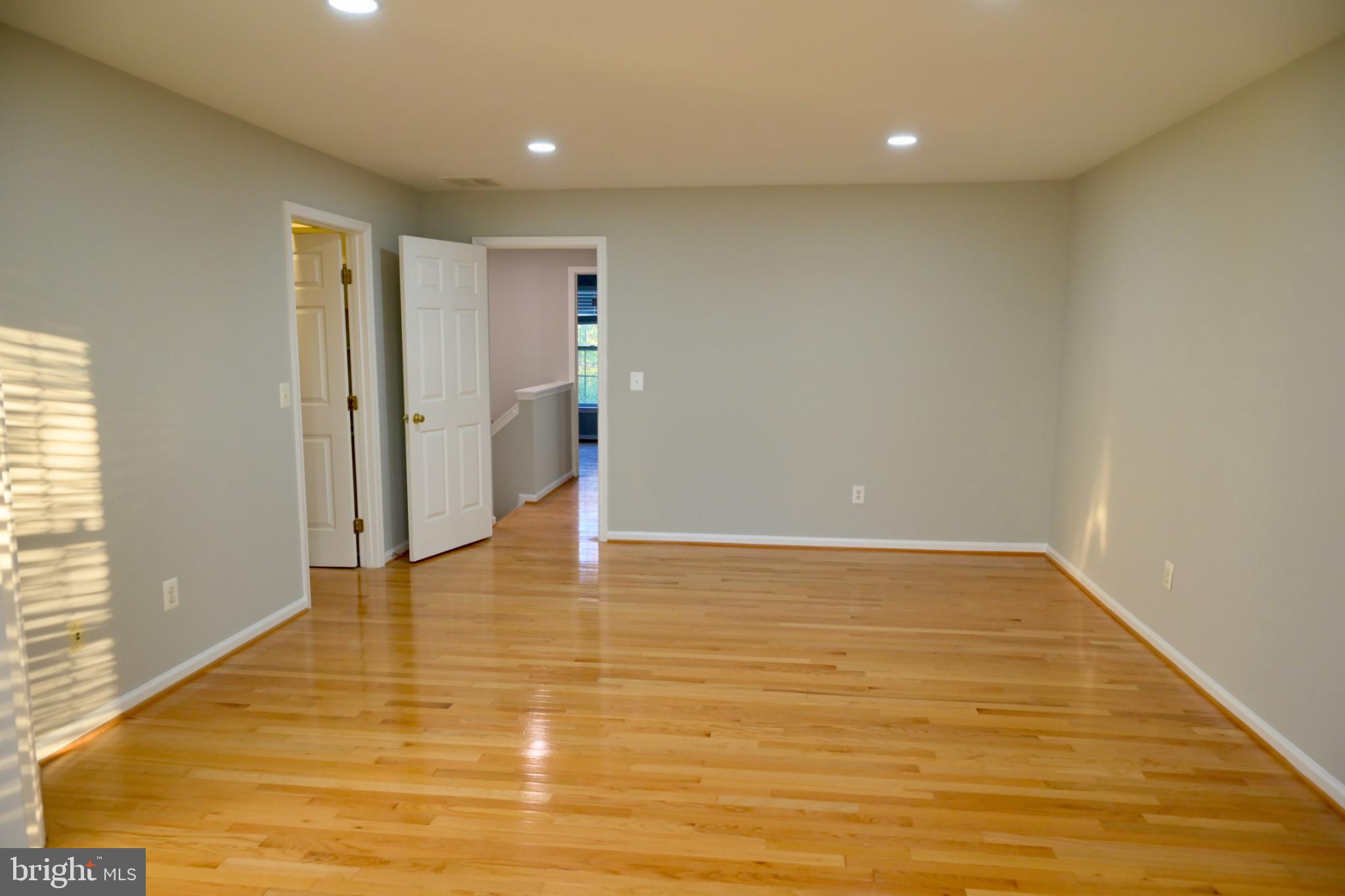 CENTRE RIDGE - Residential Lease