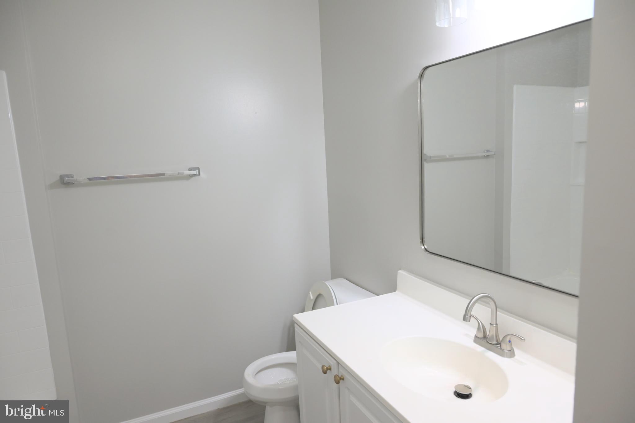 CENTRE RIDGE - Residential Lease