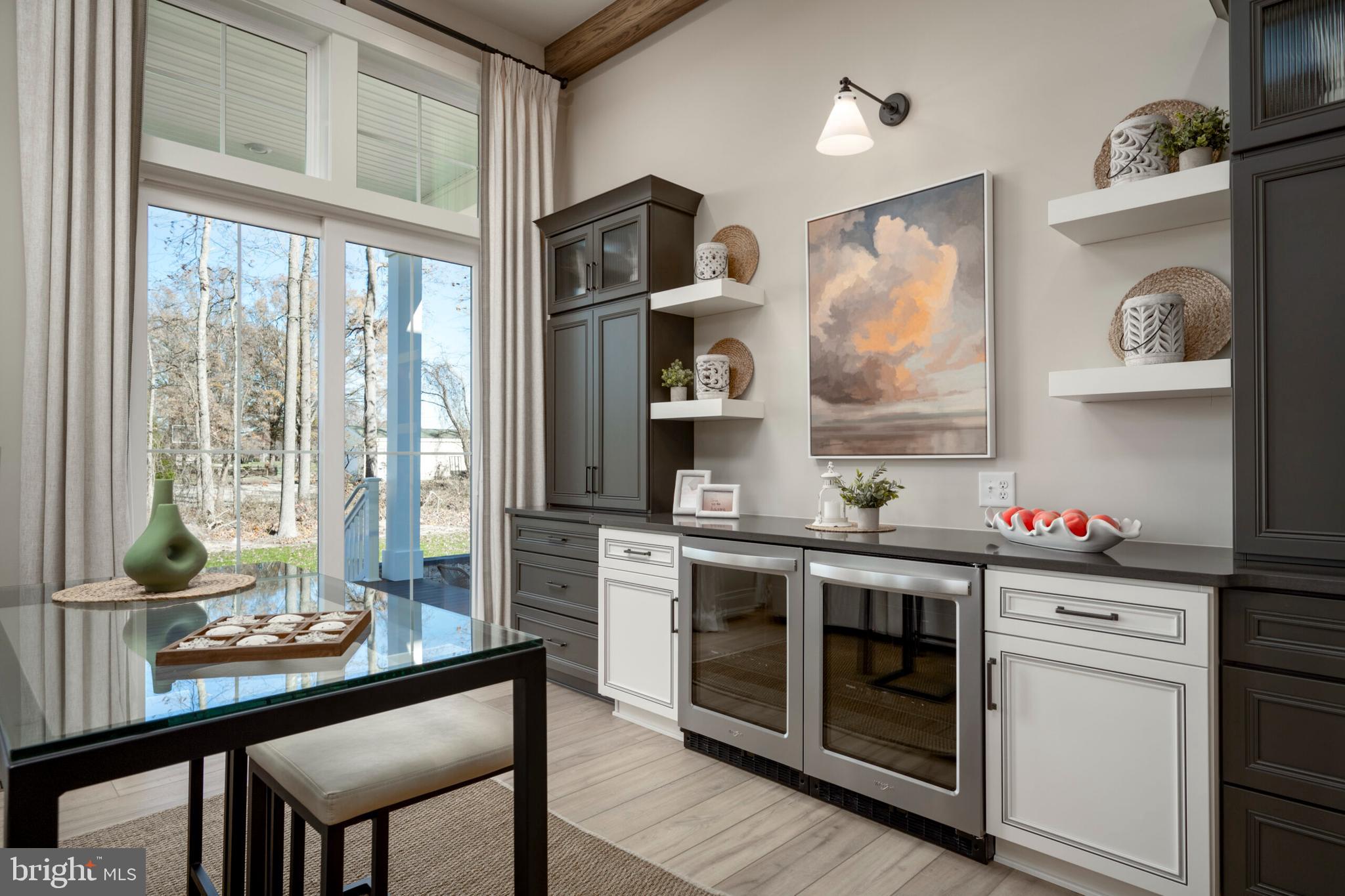 THE KNOLL AT IRONS LANE - Residential