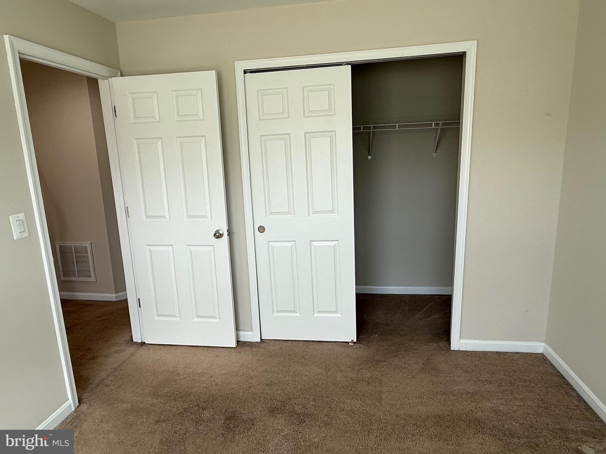 EASTGATE SQUARE - Residential