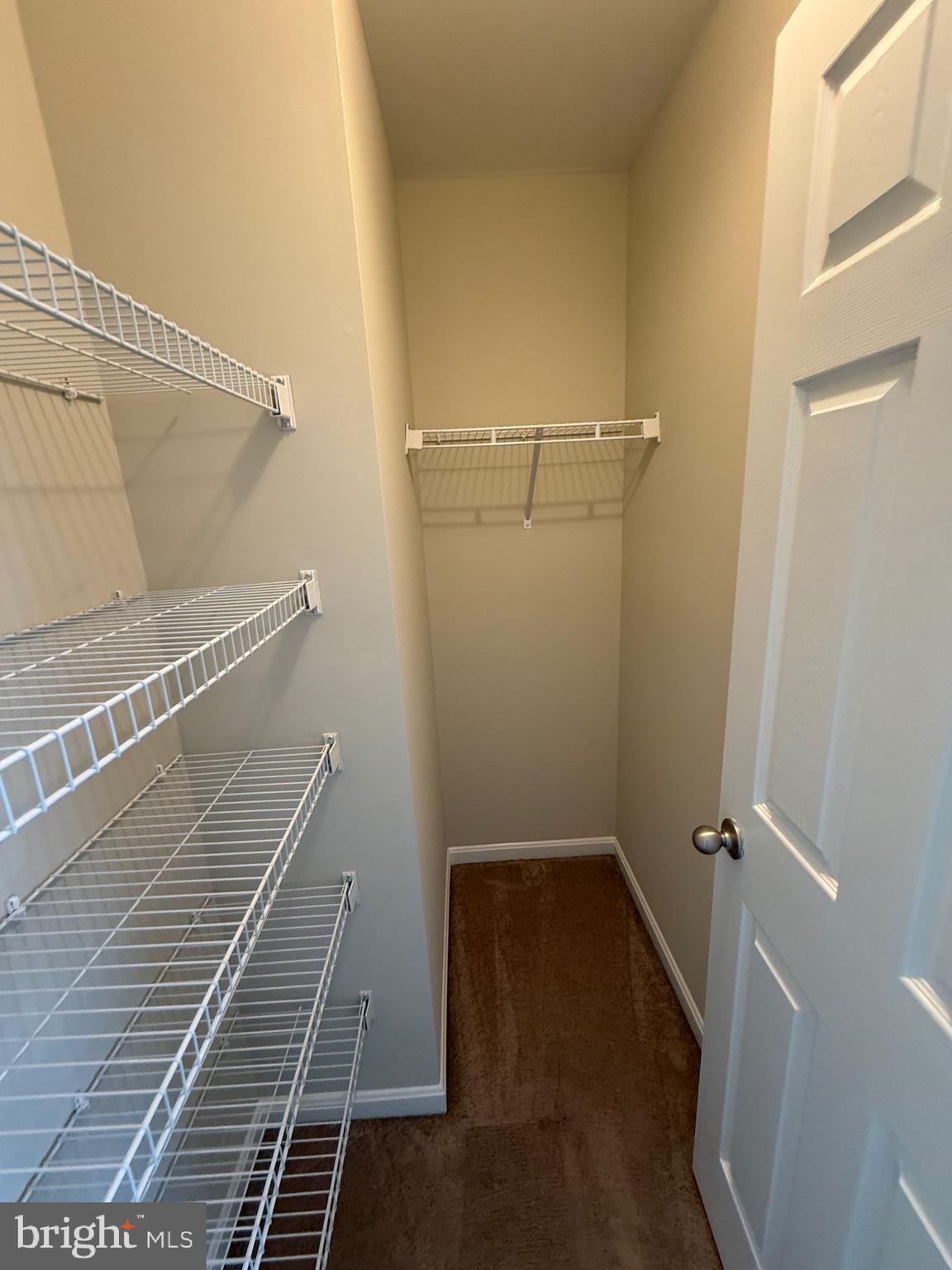 EASTGATE SQUARE - Residential