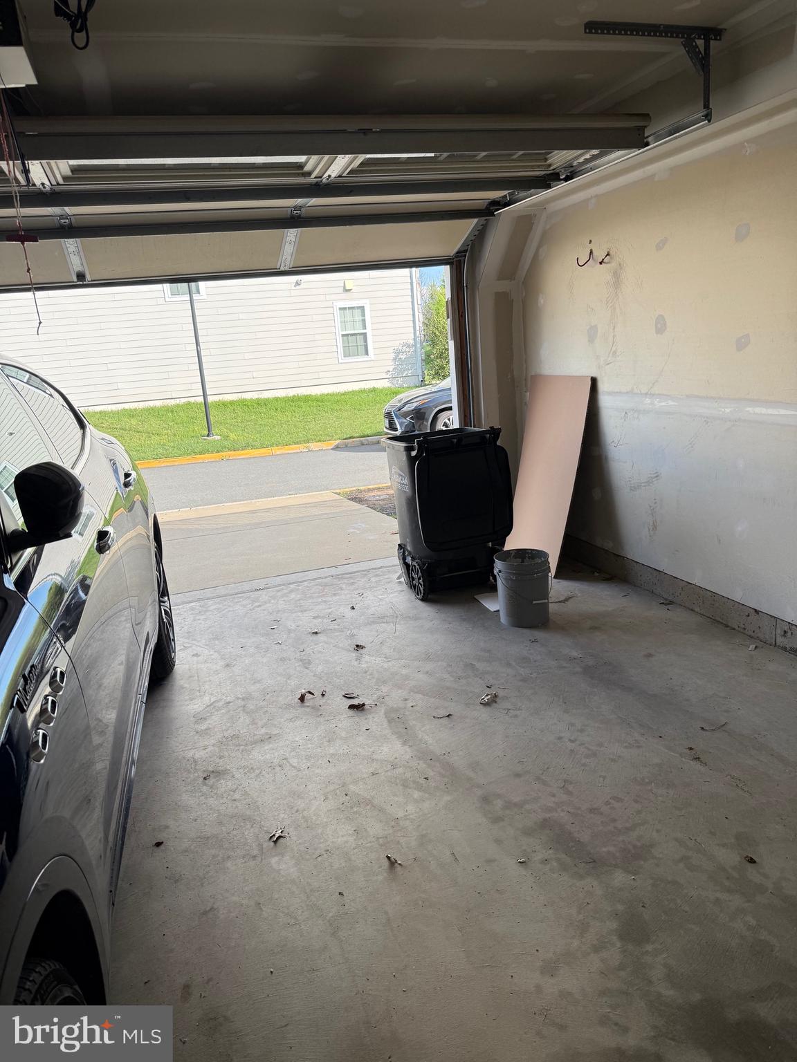 EASTGATE SQUARE - Residential