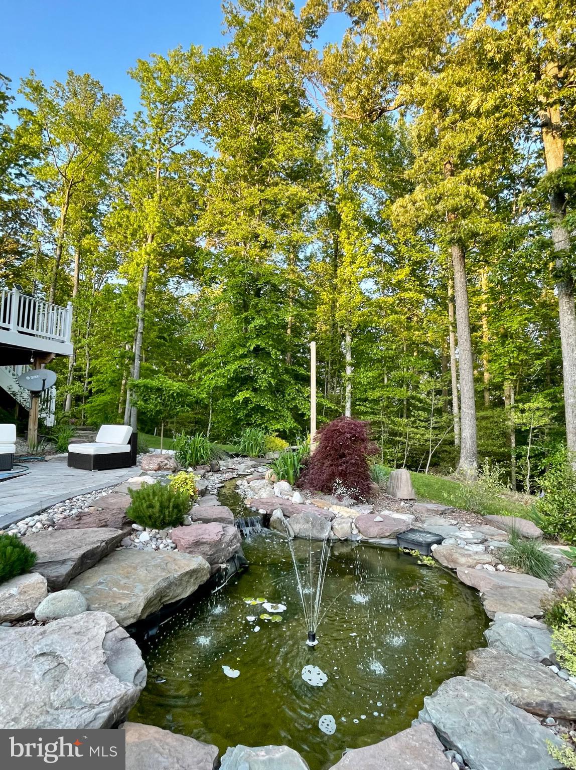 TWIN PONDS - Residential