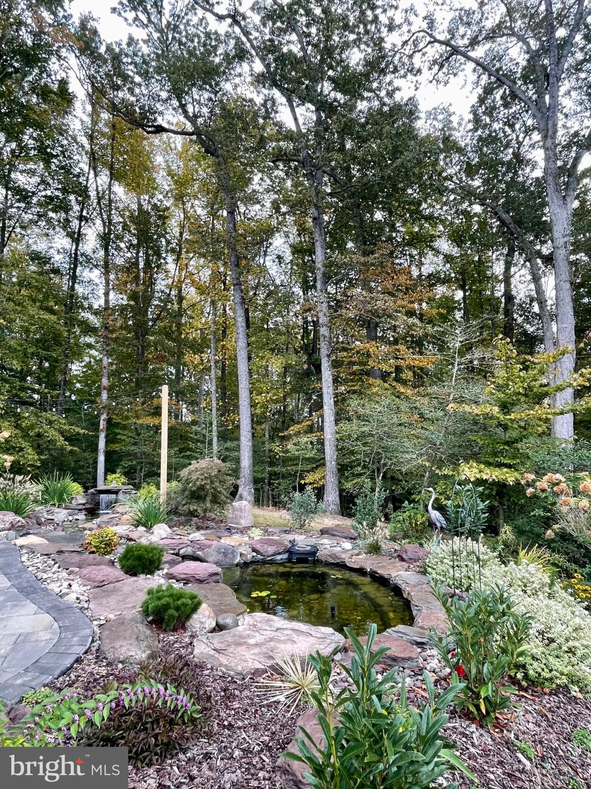 TWIN PONDS - Residential