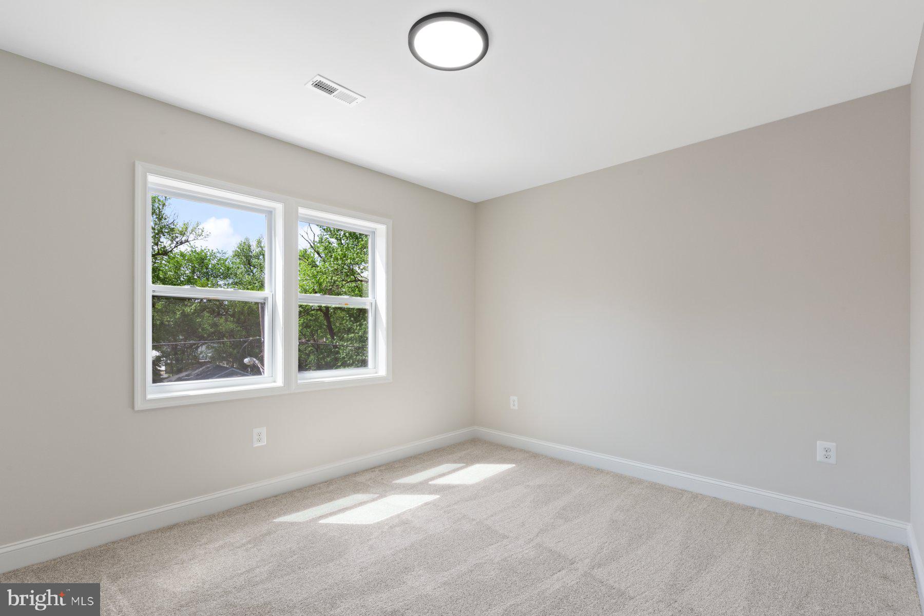 FAIRMOUNT HEIGHTS - Residential Lease