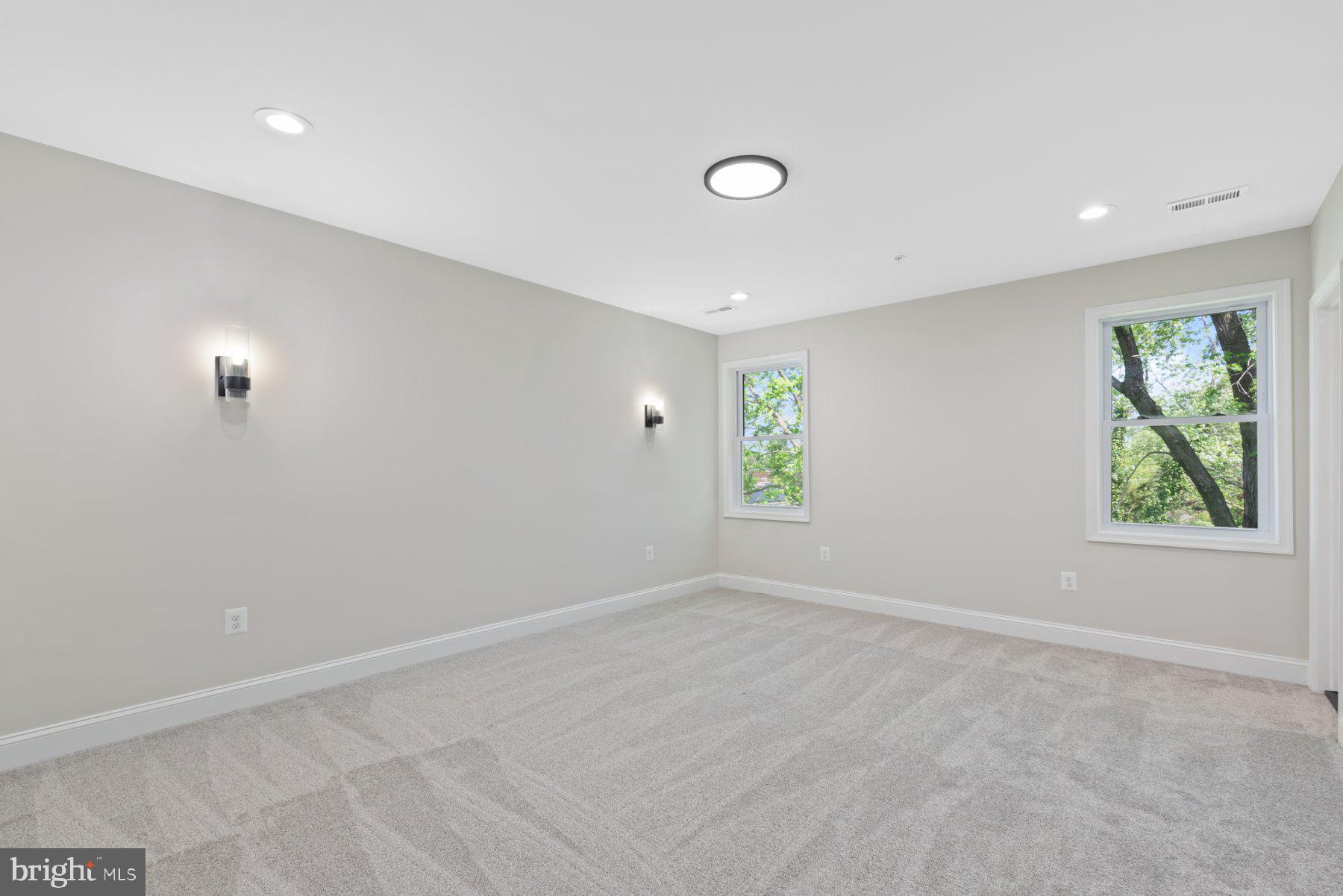 FAIRMOUNT HEIGHTS - Residential Lease