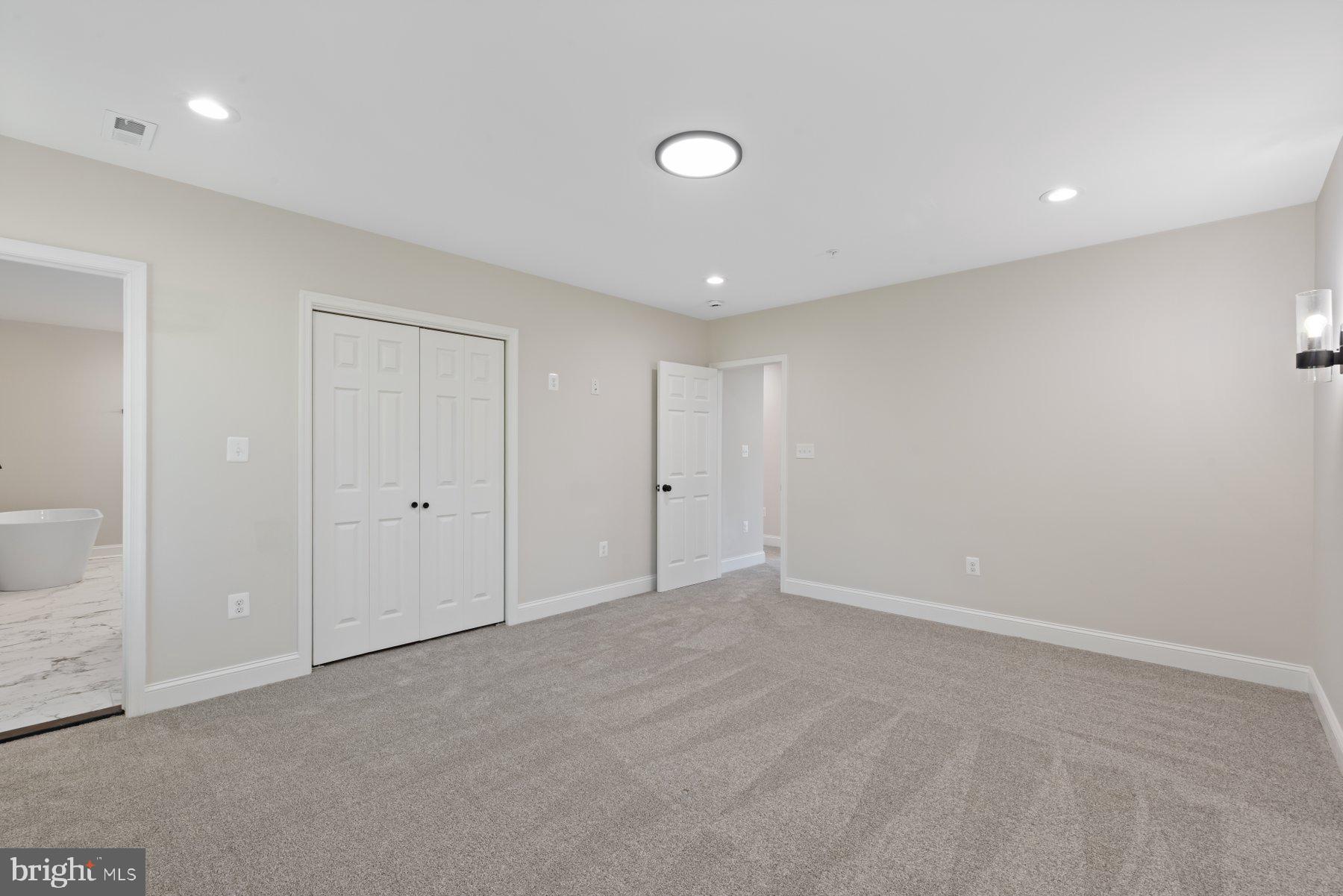 FAIRMOUNT HEIGHTS - Residential Lease