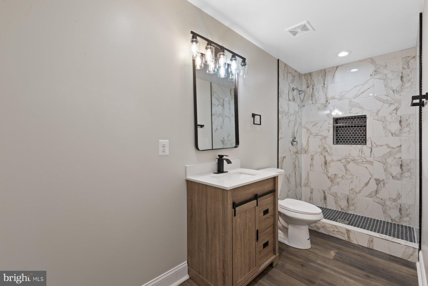 FAIRMOUNT HEIGHTS - Residential Lease