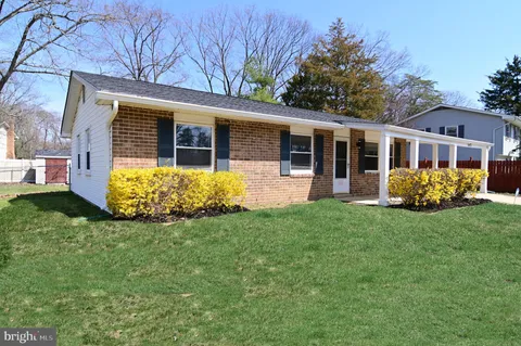 643 University Drive, Waldorf, MD 20602 - MLS#: MDCH2041242