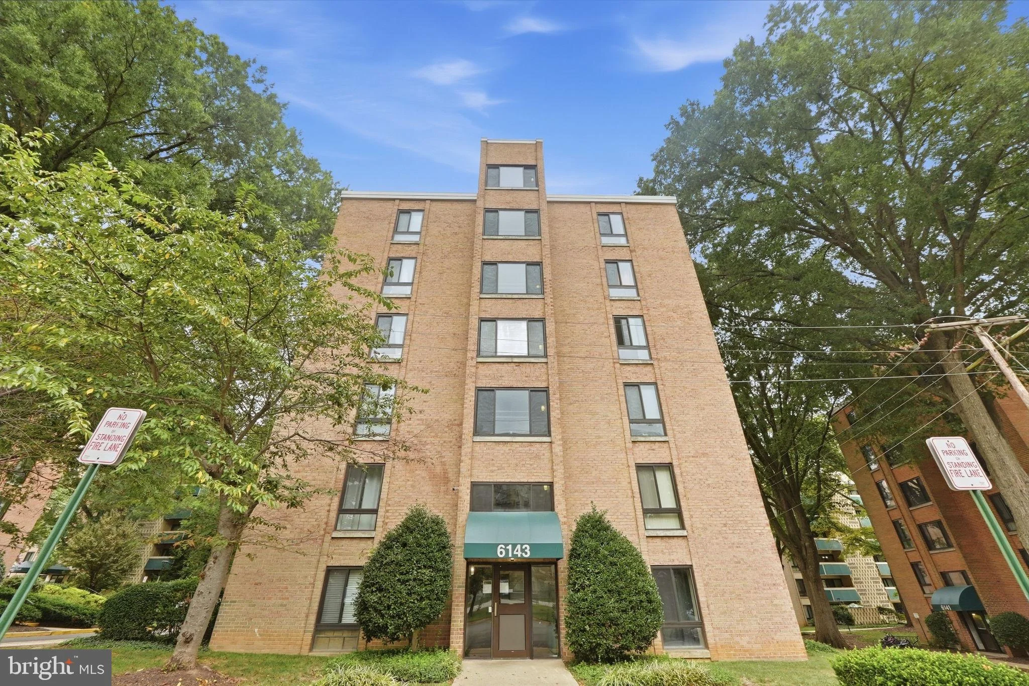 6143 Leesburg Pike Unit 301